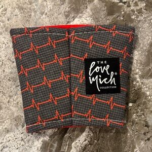 The Love Mich Collection EKG Patterned Sleeve
